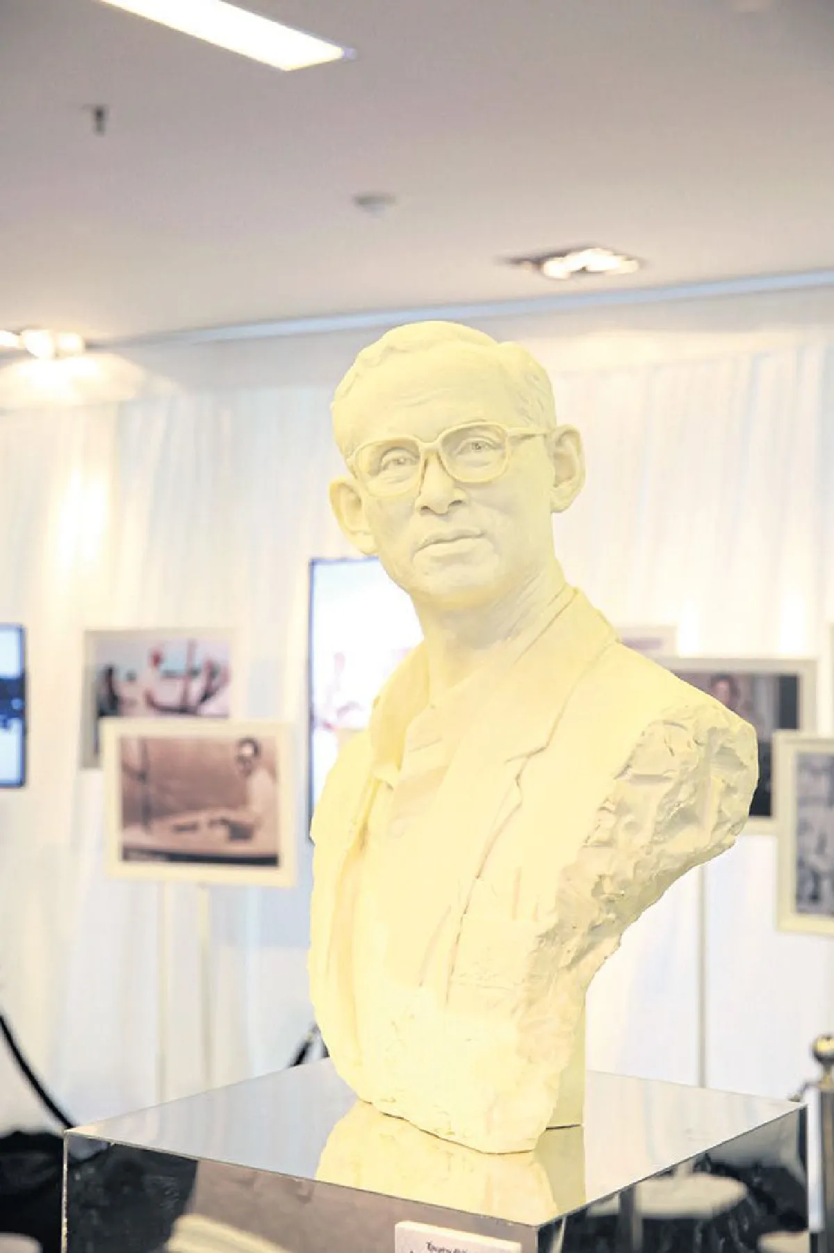 เก็บความทรงจำ พระบารมีปกเกล้าเหล่าปวงประชา