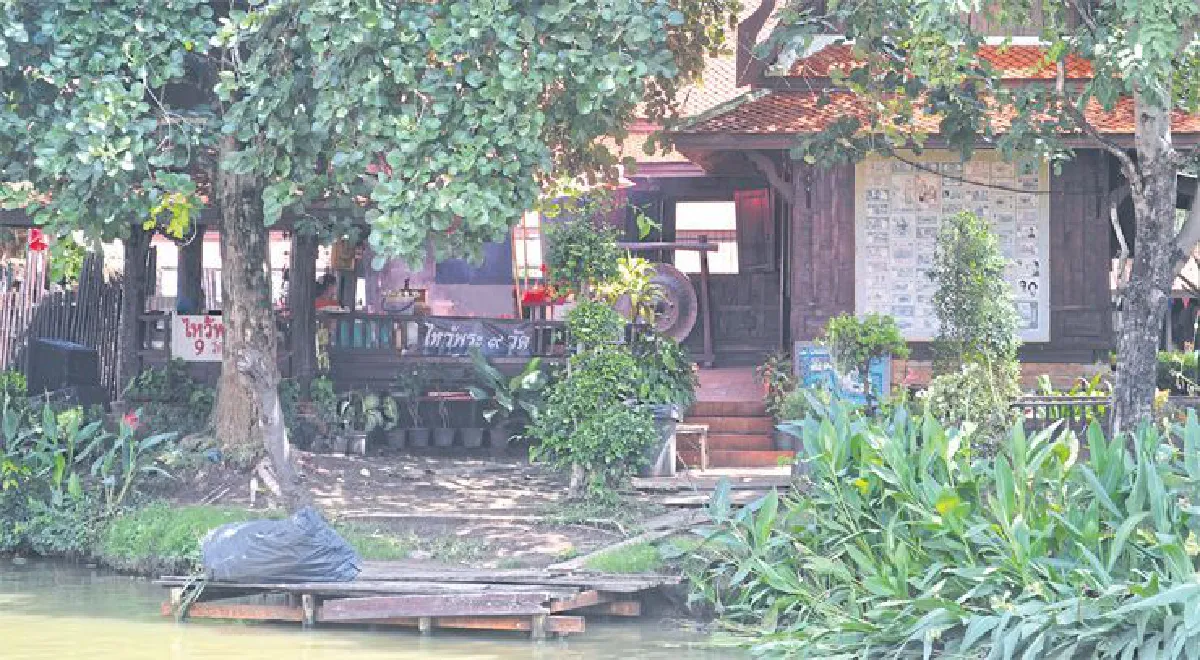 เดินย้อนเวลา ณ ตลาดน้ำอโยธยา