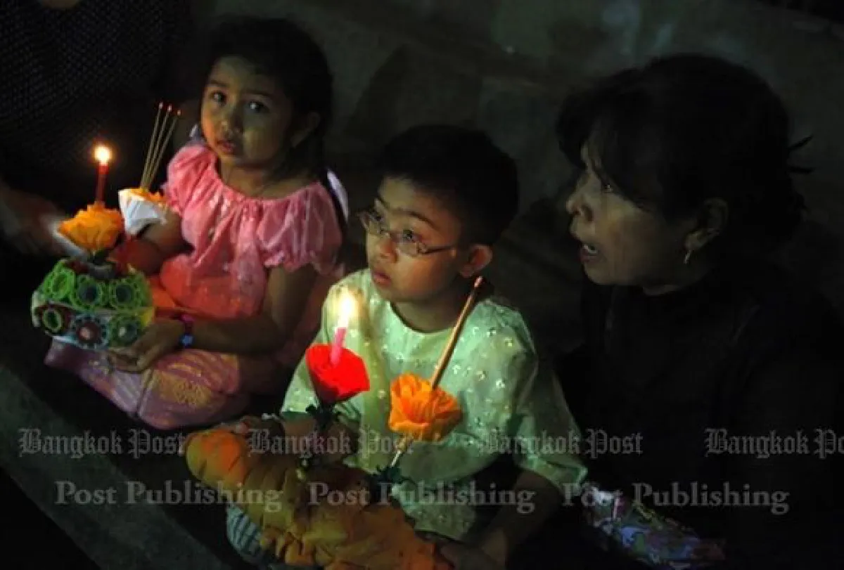 Quiet celebrations for Loy Krathong, Christmas and New Years