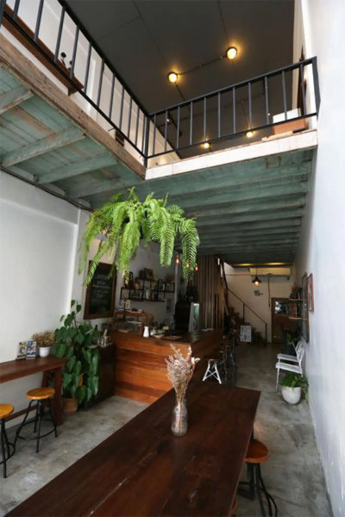 มื้อแห่งความสุนทรีย์ @ เรค ไวนิล & คาเฟ่