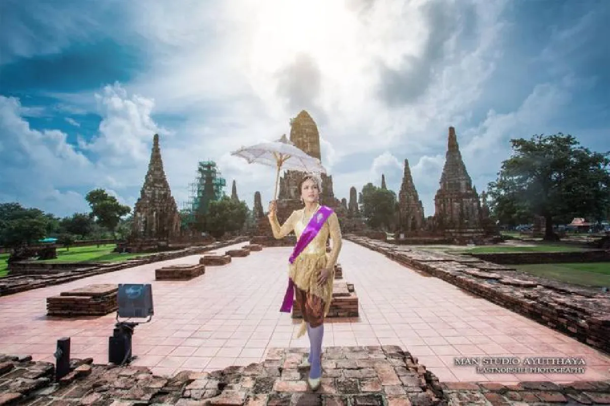 ‘สยามกัลยา’ กลุ่มคนรักชุดไทยในต่างแดน