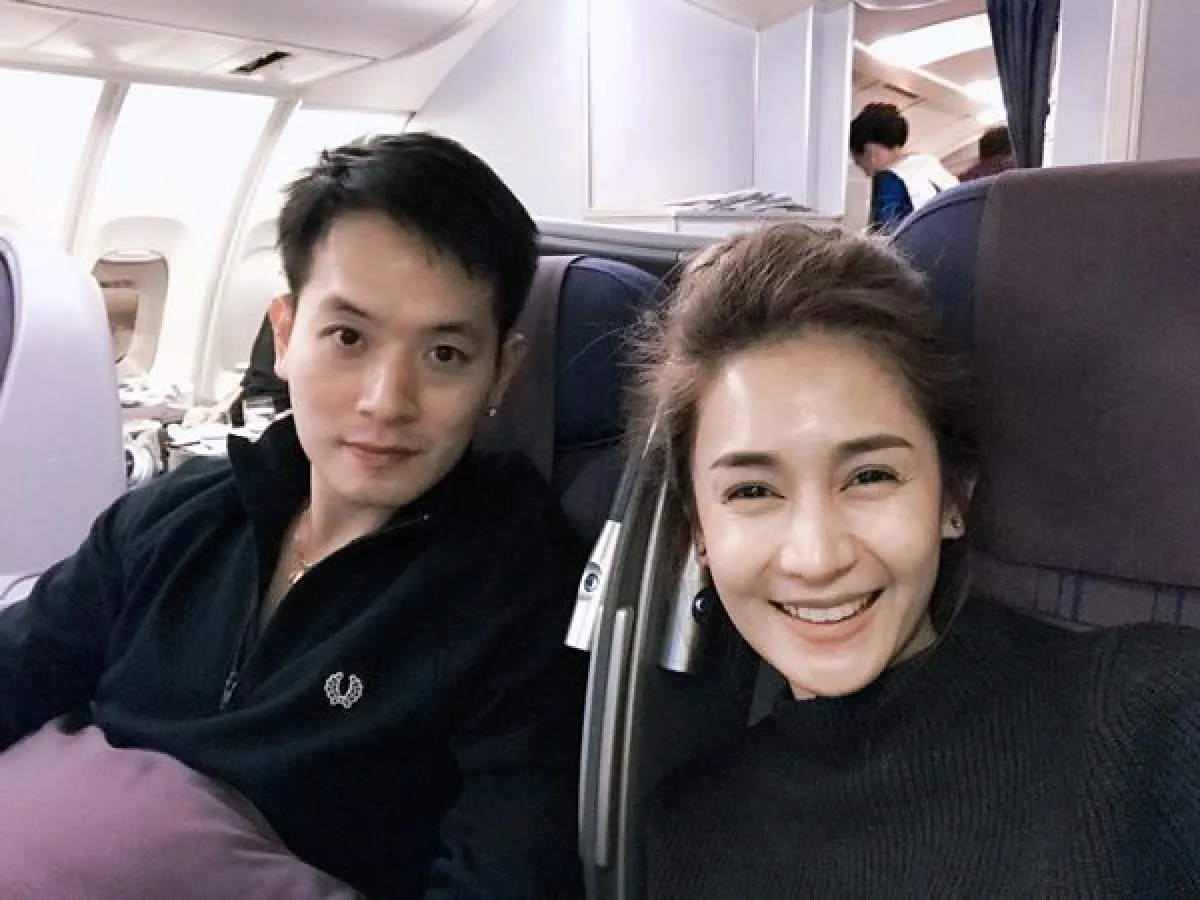 ส่องทริปฮันนีมูน เนย โชติกา-ไฮโซอาร์ม ควงคู่สวีทหวานที่ยุโรป