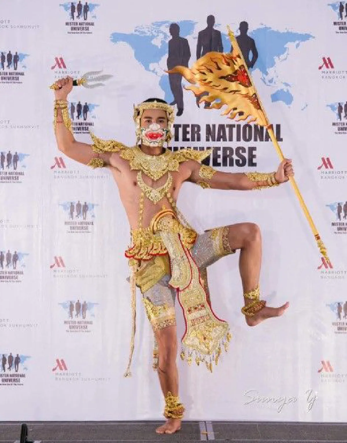 หนุ่มไทยชนะเลิศ! เวทีนายแบบระดับโลก