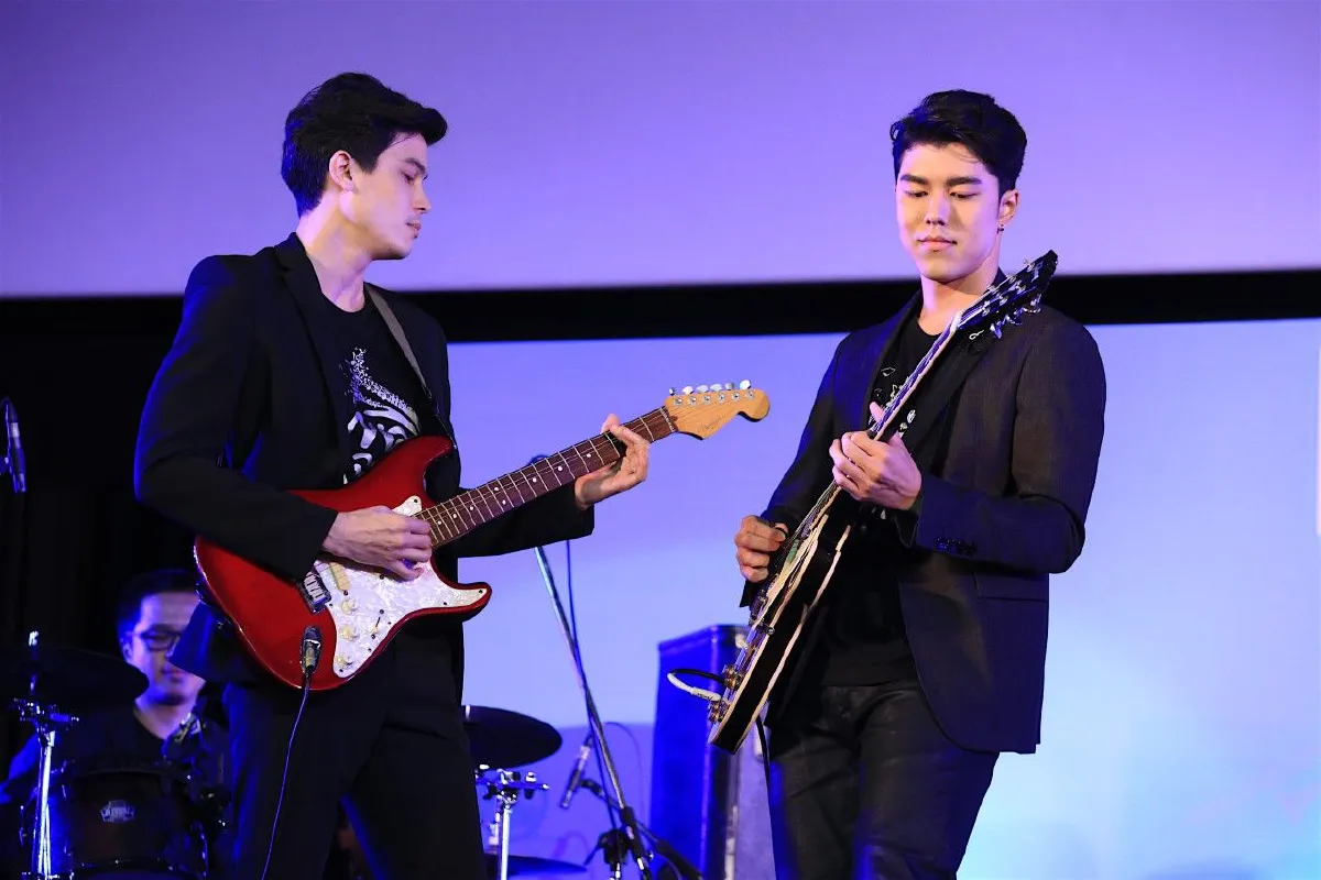 6 นักแสดงนำร่วมงานเปิดตัว "พรจากฟ้า" หนังรักที่จะมอบดนตรีให้เป็นของขวัญ