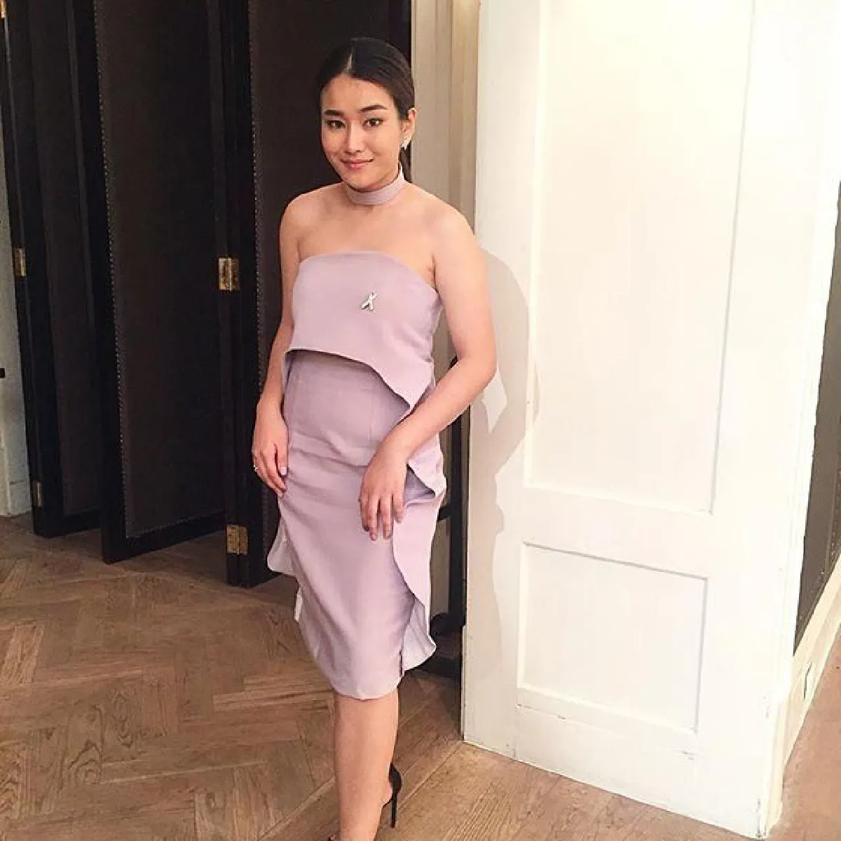 ว่าที่สะใภ้พ่อหม่ำ! มิกซ์ เพทาย ควงหวานใจร่วมงานแต่งพี่สาว