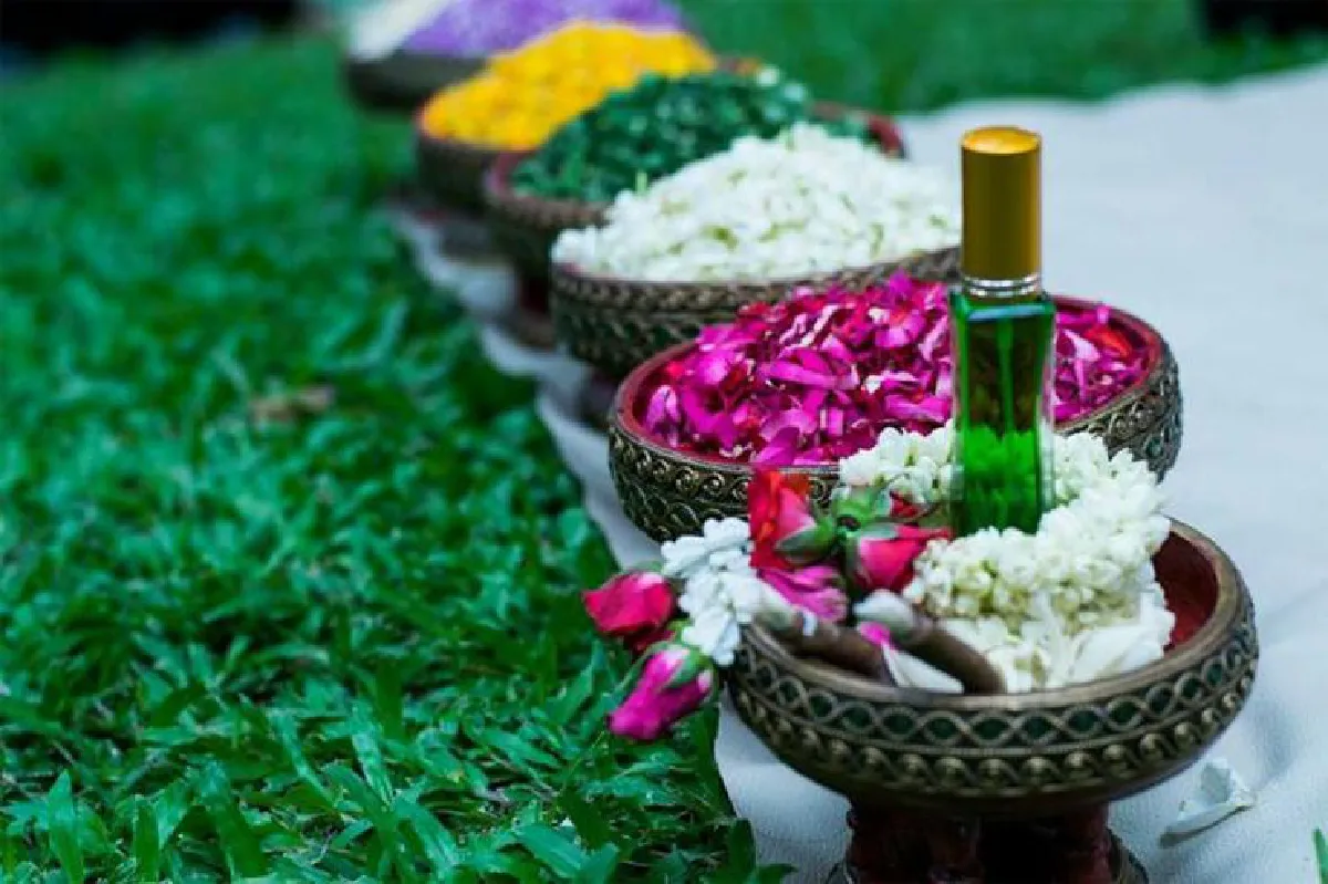 ดอกไม้ถวายพ่อ สู่บุหงารำไป