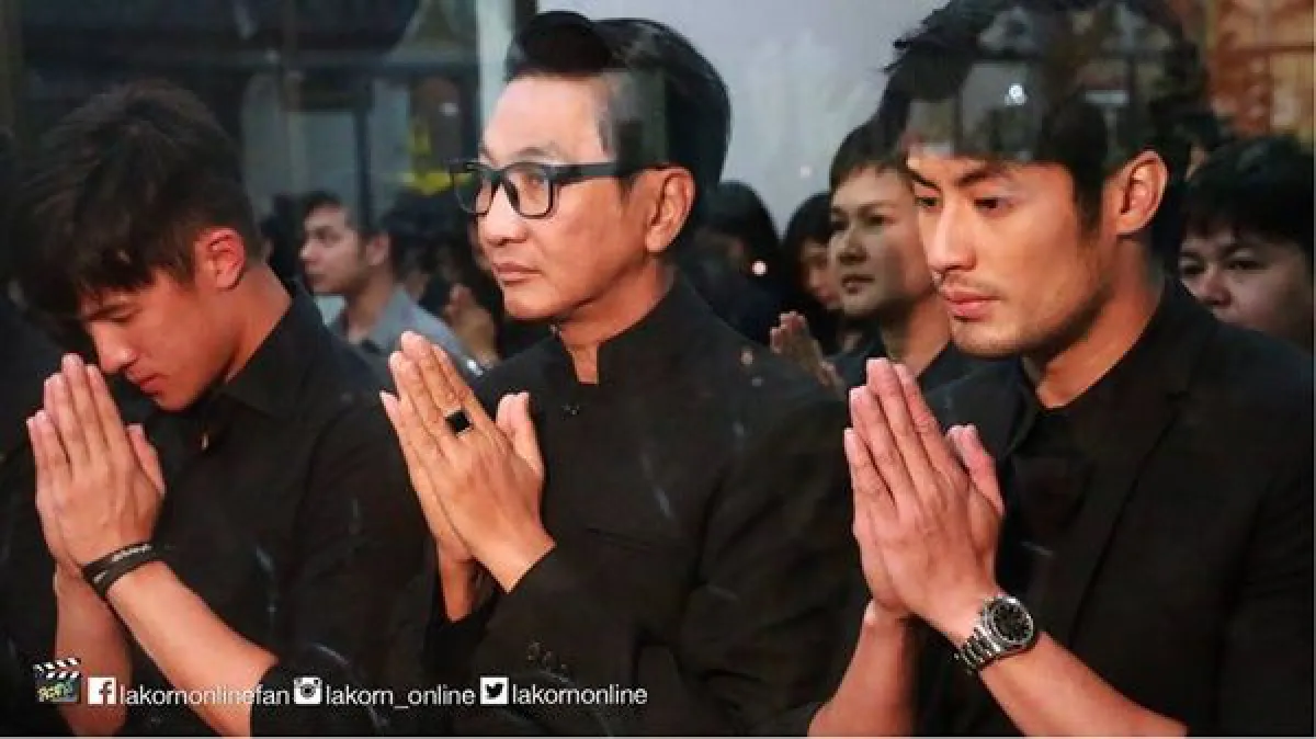 กำลังใจจากเพื่อนดาราส่งถึง คิมเบอร์ลี่ ในวันที่สูญเสียคุณพ่อ