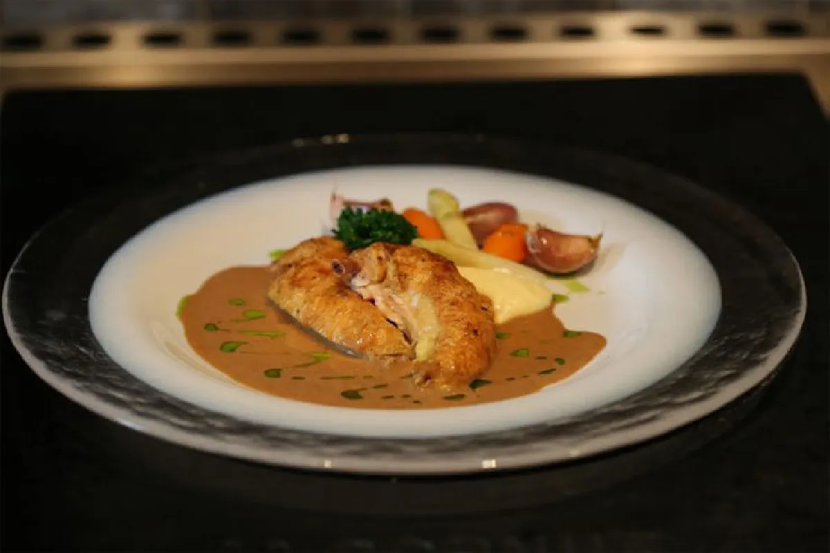 ศุภมงคล ศุภพิพัฒน์ เชฟเทเบิลมากประสบการณ์