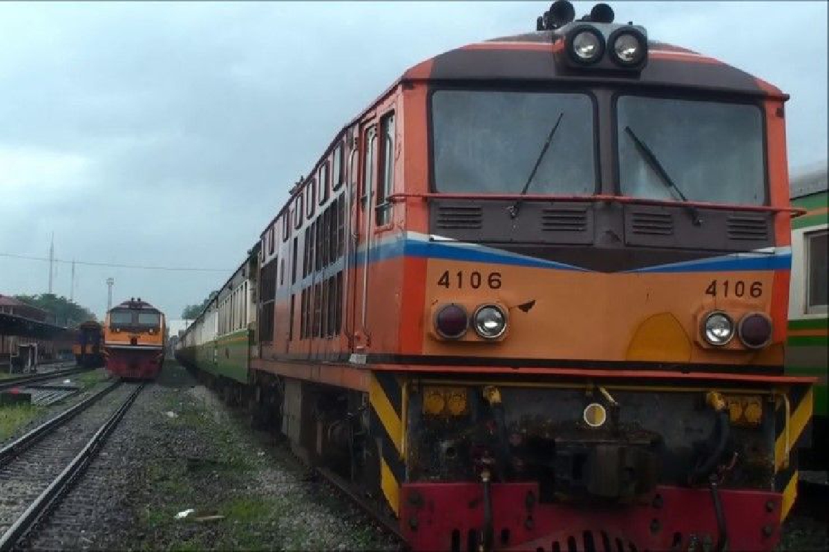 น้ำท่วมใต้กระทบรถไฟไม่สามารถผ่านนครฯ-พัทลุงได้ น้ำท่วมใต้กระทบรถไฟไม่สามารถผ่านนครฯ-พัทลุงได้