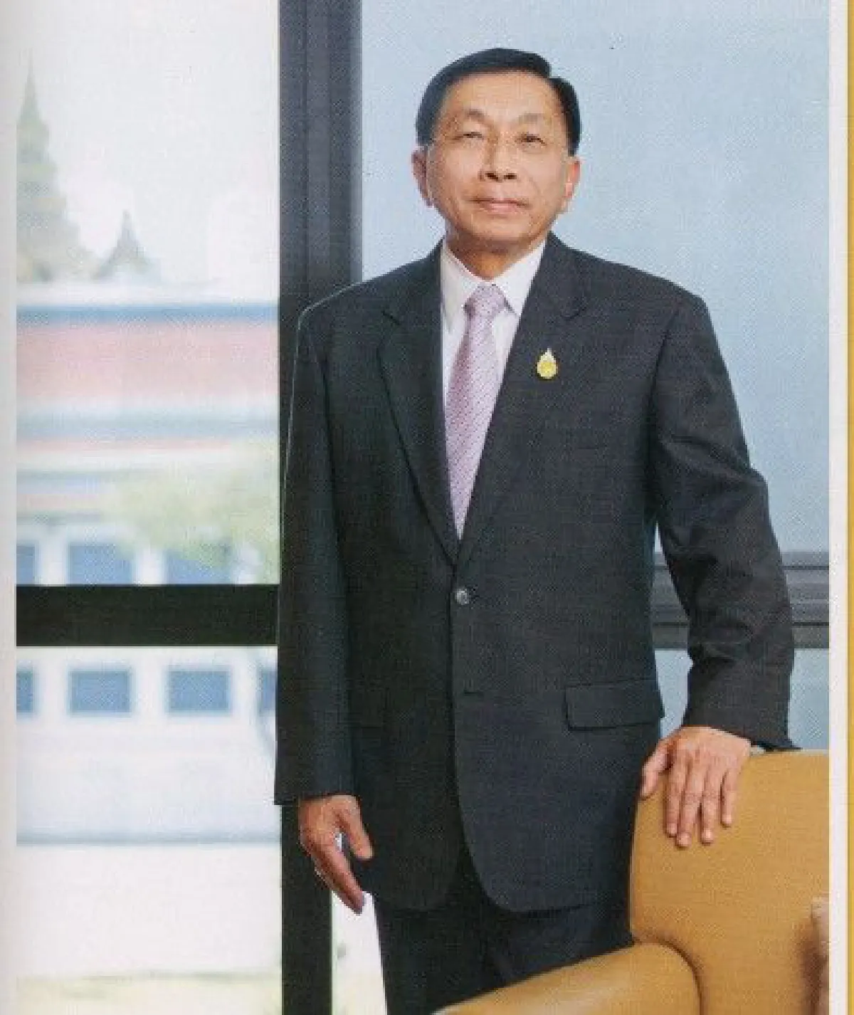 พระเจ้าแผ่นดินผู้ทรงนำสมัย ยึดมั่นความยุติธรรม