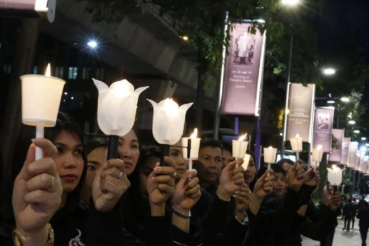 "เอ็มบาสซี"จัดงาน“ร้อยดวงใจน้อมอาลัยพ่อของแผ่นดิน”