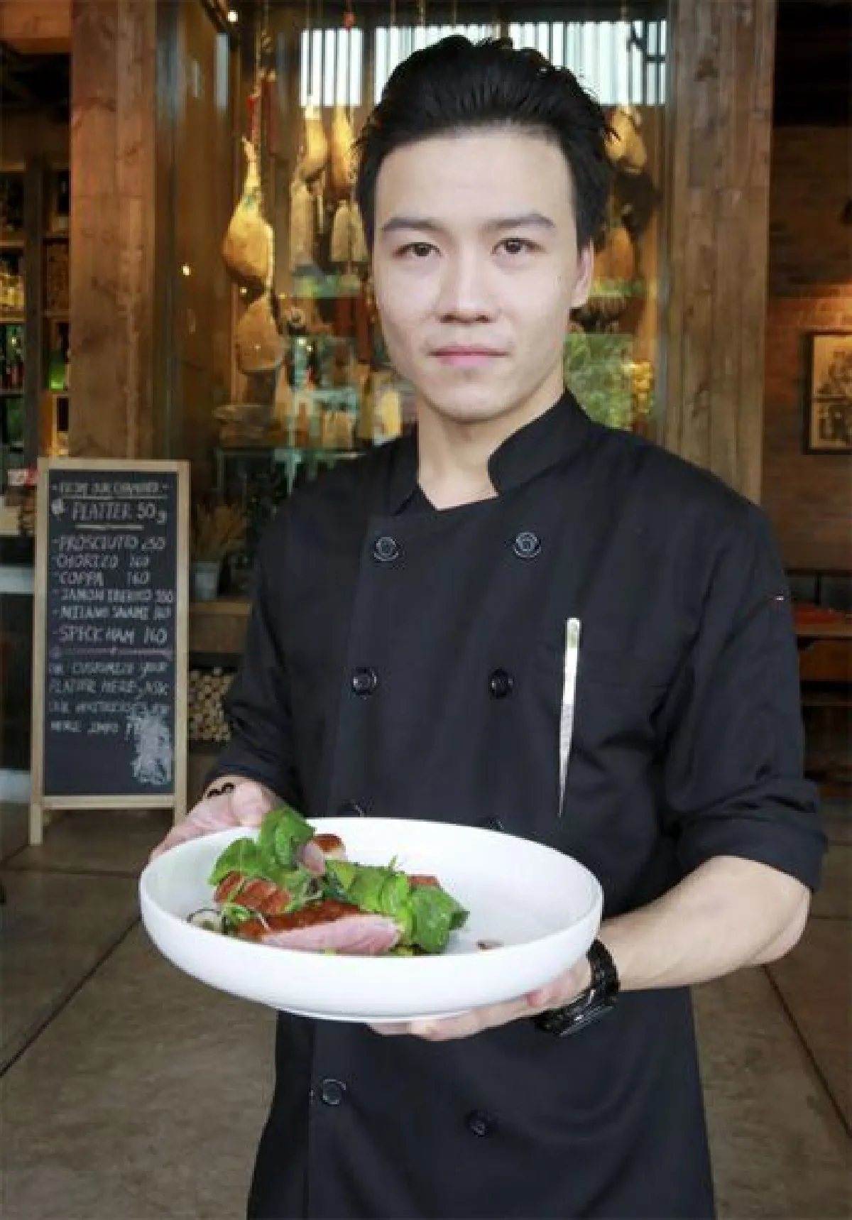 ประวิทย์ อุดมพรประสิทธิ์ สนุกกับการครีเอทอาหารจานใหม่