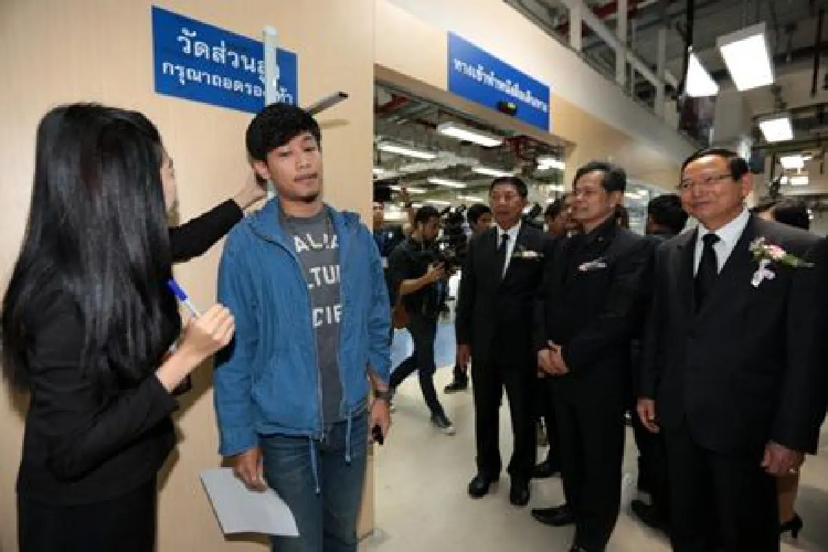 เปิดแล้ว!สนง.ทำพาสปอร์ตในสถานีรถไฟฟ้าMRTคลองเตย