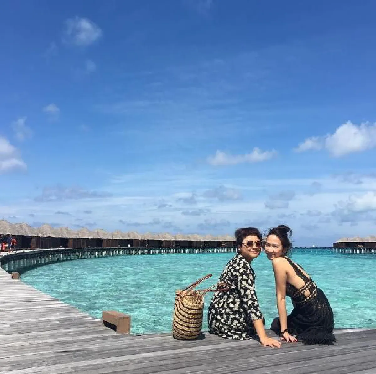 เซ็กซี่ระดับตัวแม่! อั้ม พัชราภา นุ่งบิกินี่อวดหุ่นแซ่บที่มัลดีฟส์