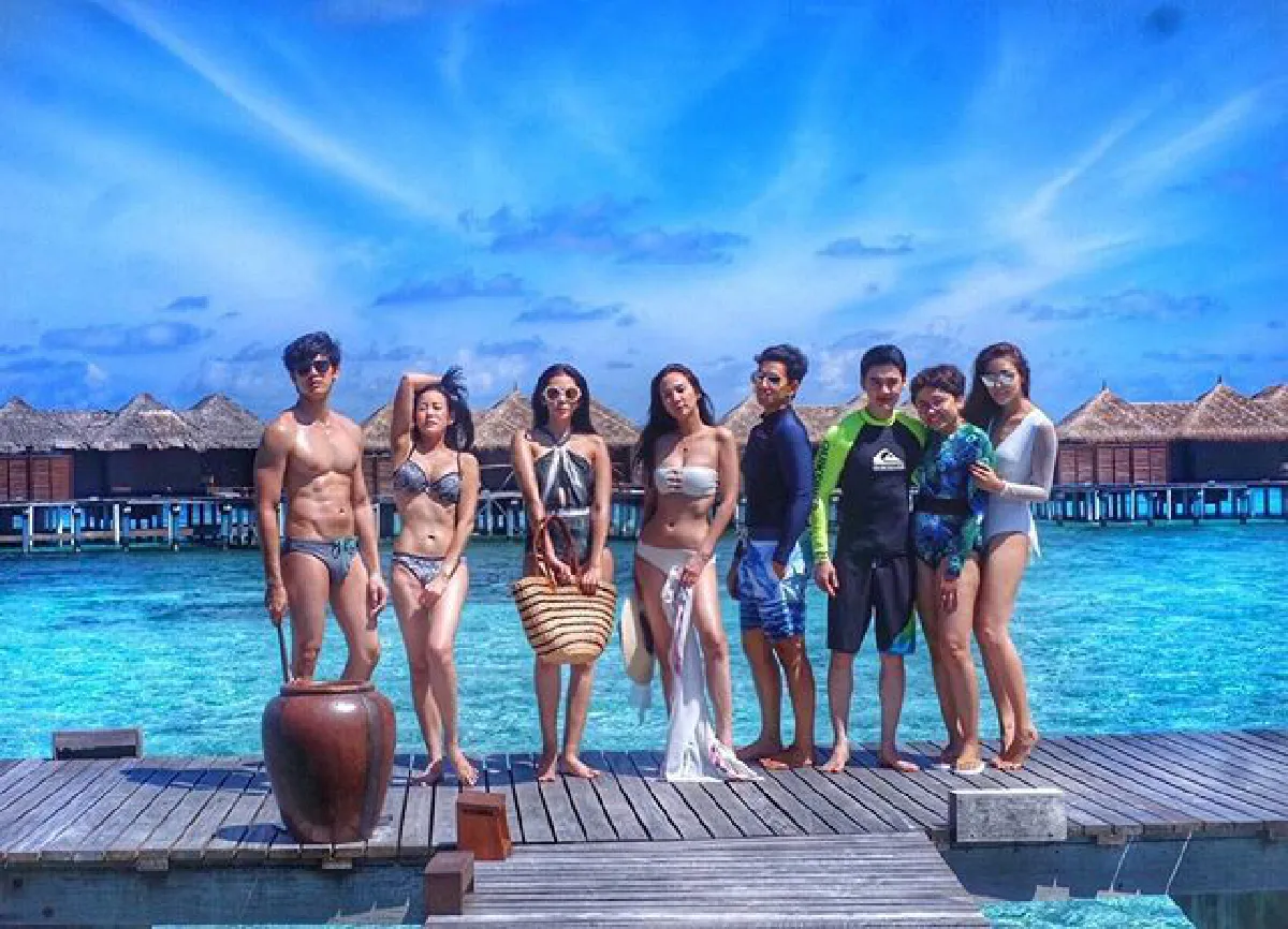 อัพเดทภาพแซ่บ อั้ม พัชราภา เซ็กซี่ต่อเนื่องในทริปทะเลมัลดีฟส์