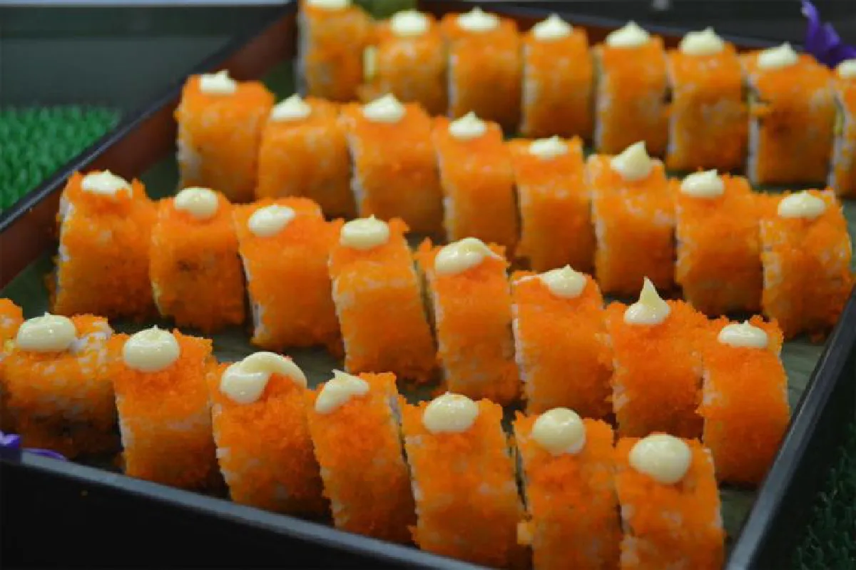 กิน อาหารญี่ปุ่นสไตล์บุฟเฟ่ต์พรีเมียม