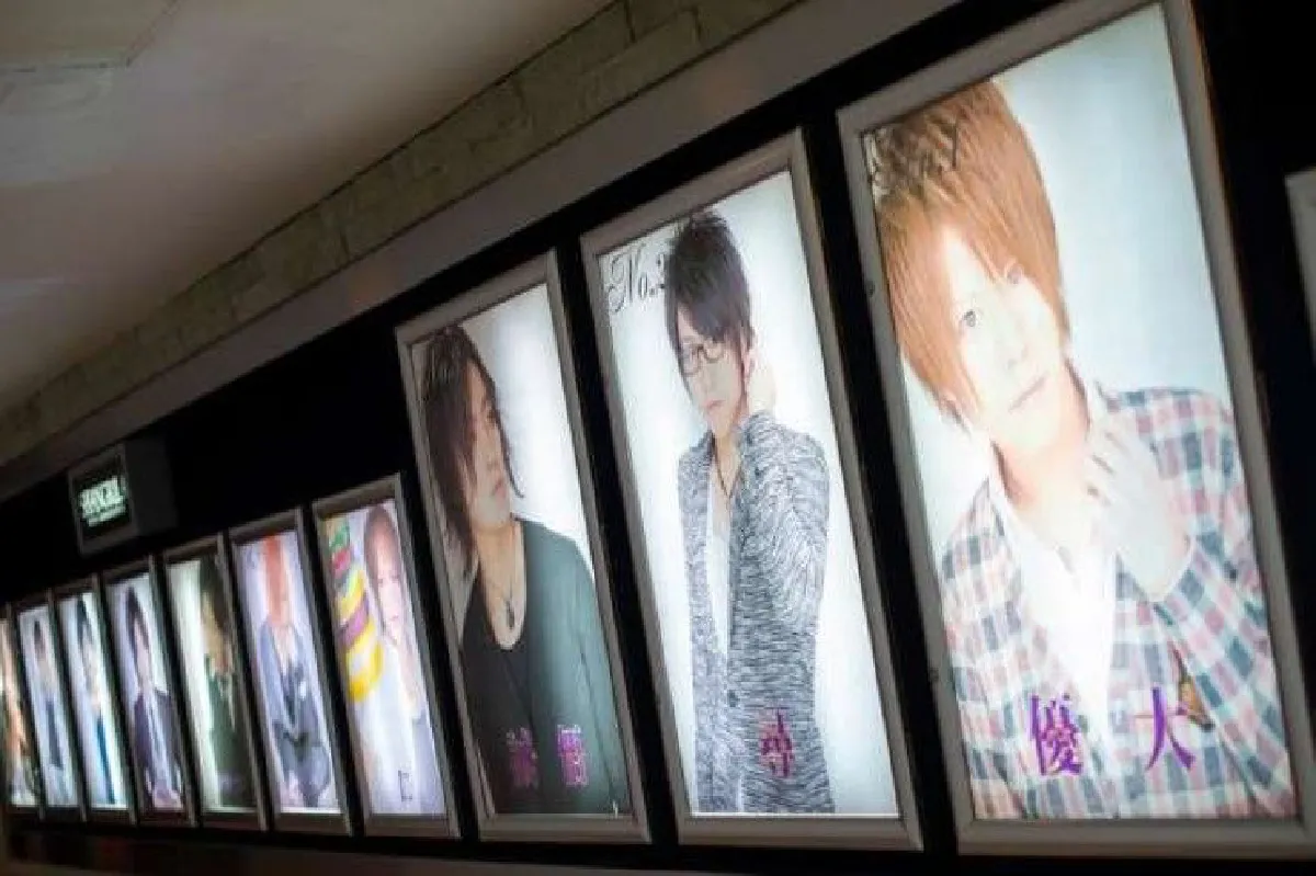 เปิดเบื้องลึกโฮสต์ญี่ปุ่น เกอิชาชาย หรือขายบริการ?