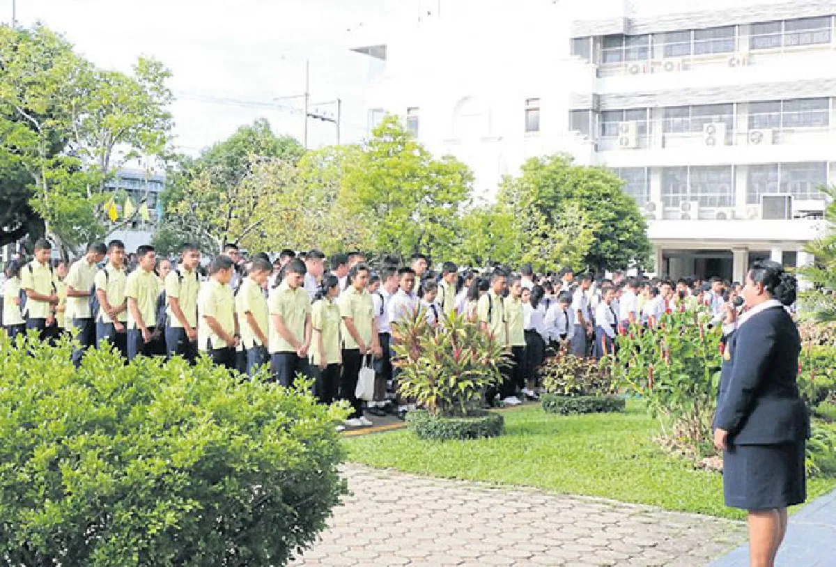 ครูตู้แห่ง‘ไกลกังวล’ โรงเรียนของพระราชา
