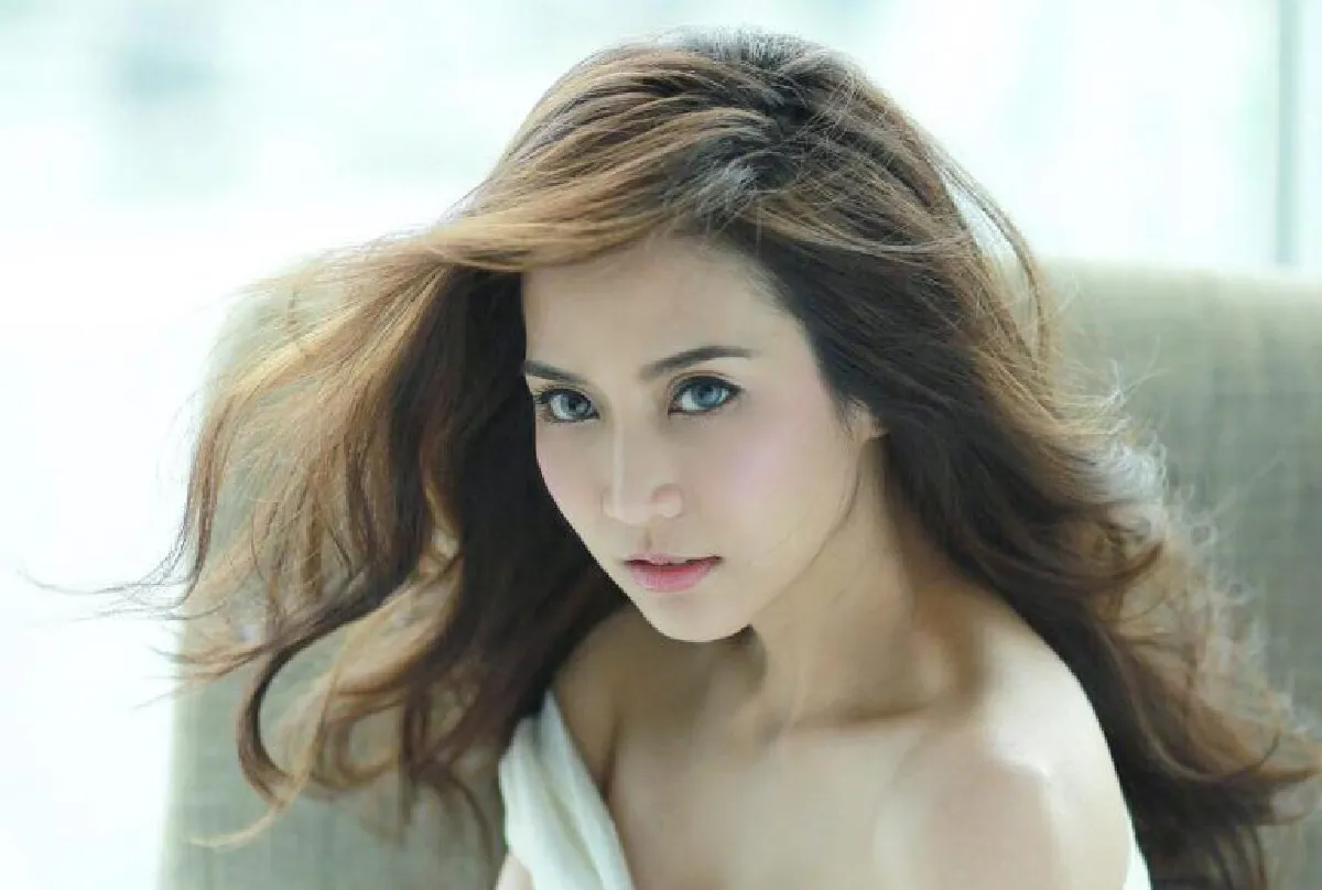 แซ่บไม่เบา! จั๊กจั่น อคัมย์สิริ ถ่ายแฟชั่นสุดเซ็กซี่รับลมหนาว