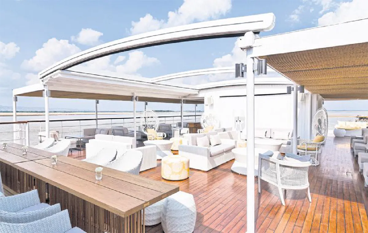 เดอะ สแตรนด์ ครุยส์ สำราญล่องแม่น้ำอิรวดี