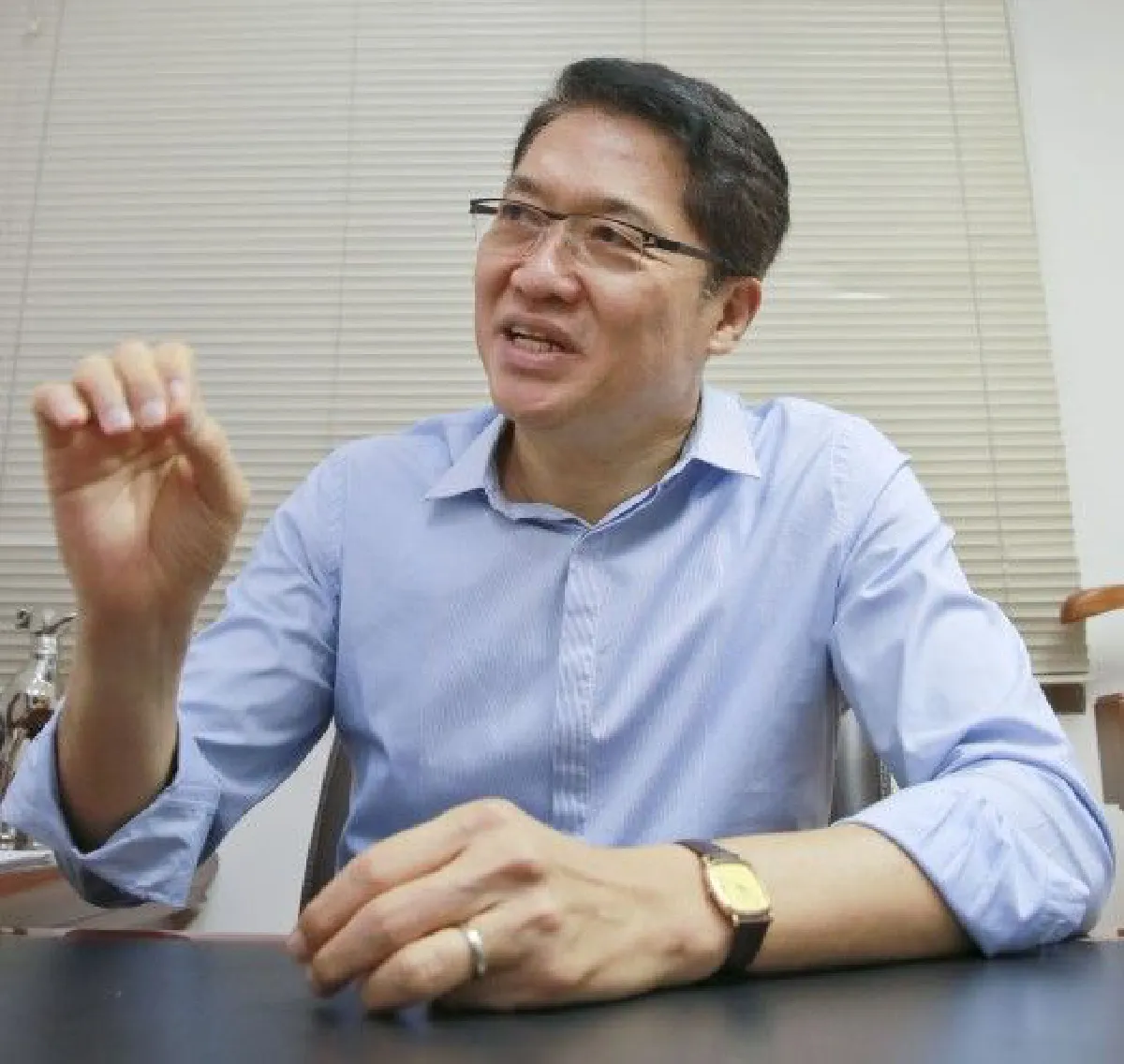 พรรคการเมือง ไม่สามารถฉีดยาเร่งได้