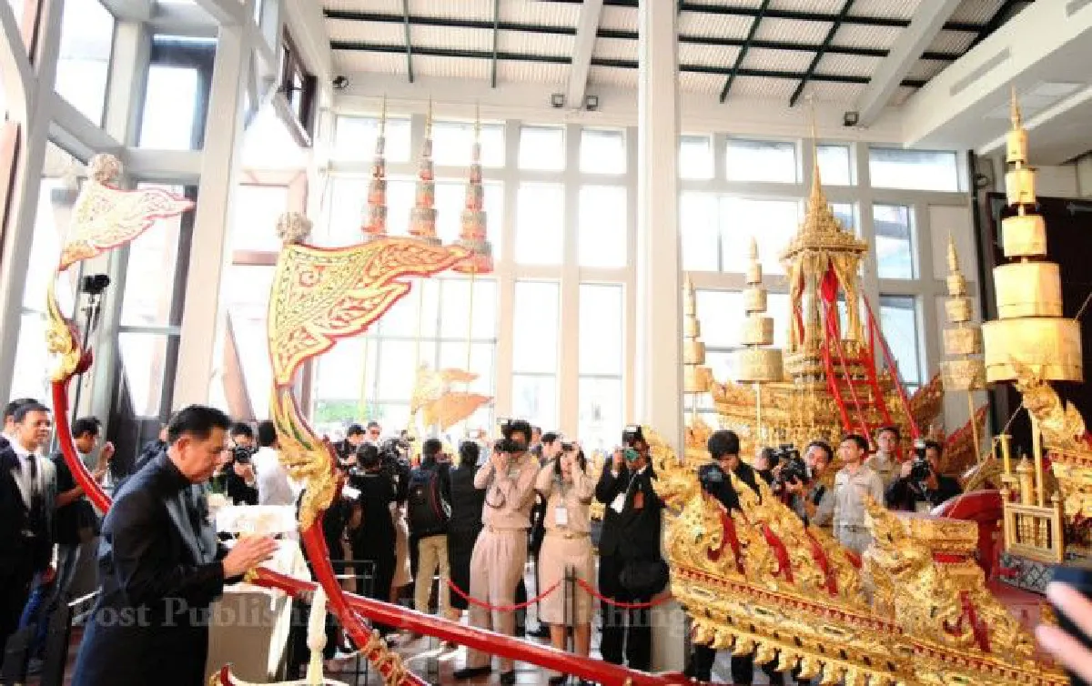 ภาพชุดกรมศิลปากรบวงสรวงบูรณะ "ราชรถ-พระยานมาศ"
