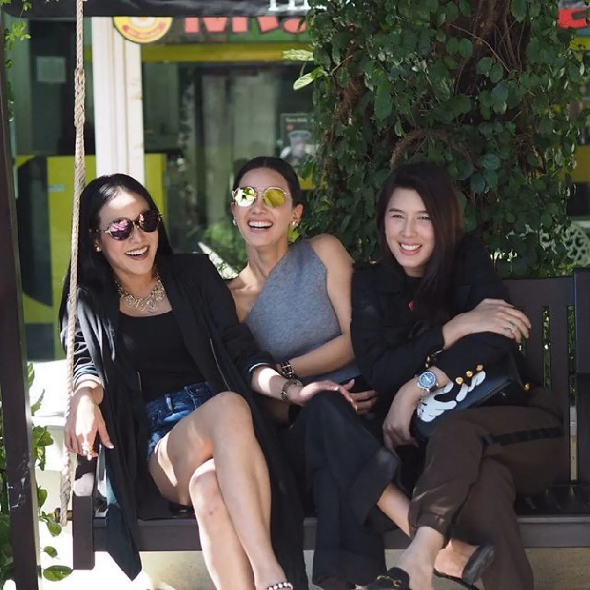 มิตรภาพยืนยาว! นุ่น-หนิง-บี-เจี๊ยบ รวมตัวแก๊งเพื่อนรักช่อง 7