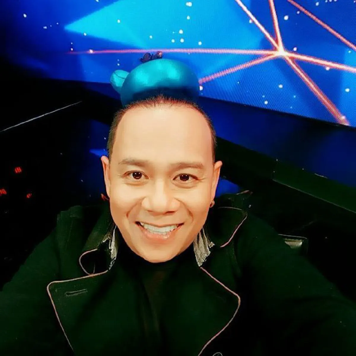 เสนาหอย เจอดราม่า! หลังตั้งคำถามล้อเลียนครอบครัว ตั๊ก ศิริพร