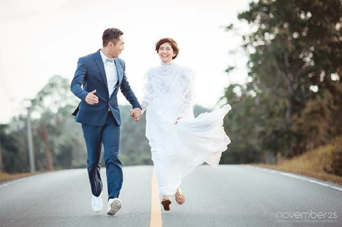 10 ภาพพรีเวดดิ้ง โอ๋ เพชรลดา-ฟิวส์ กิตติศักดิ์ สวยหวานโรแมนติก