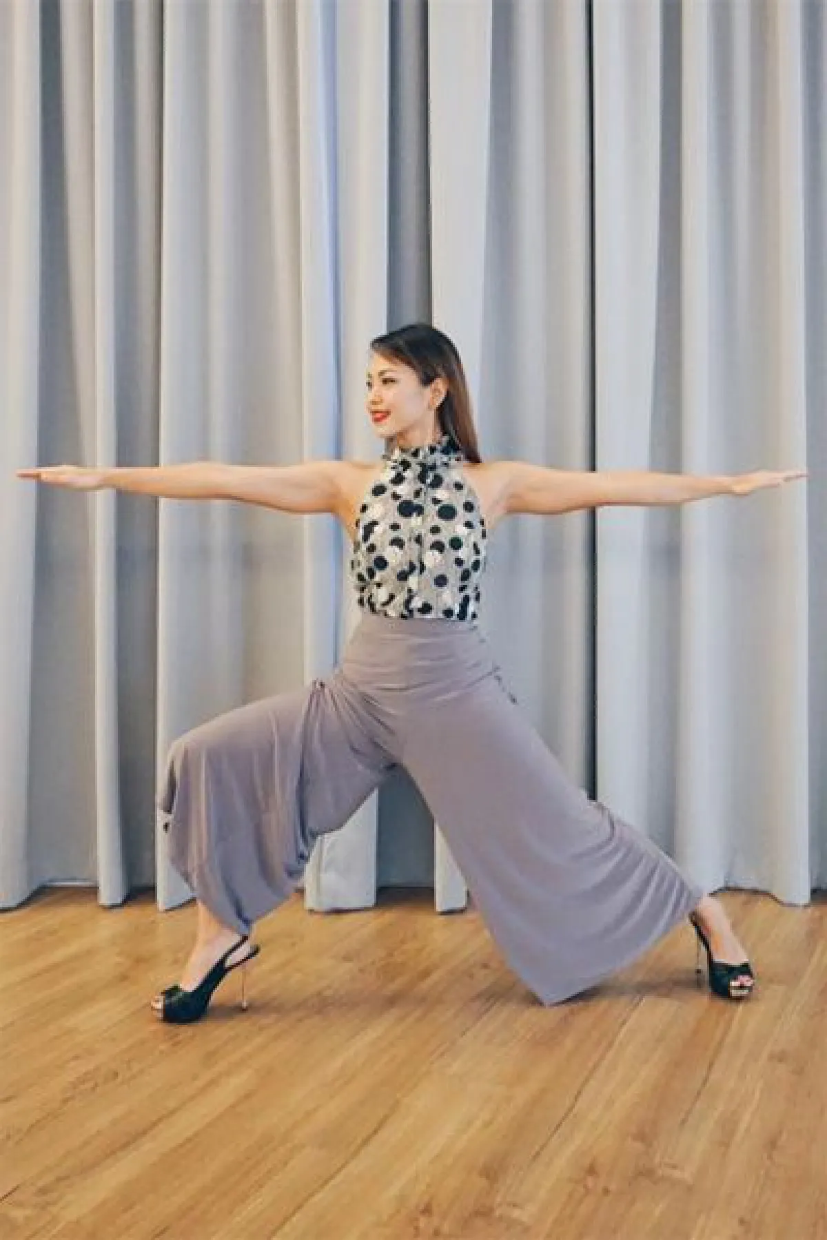 ท่าโยคะ เพื่อเรียวขาสวย สตรอง