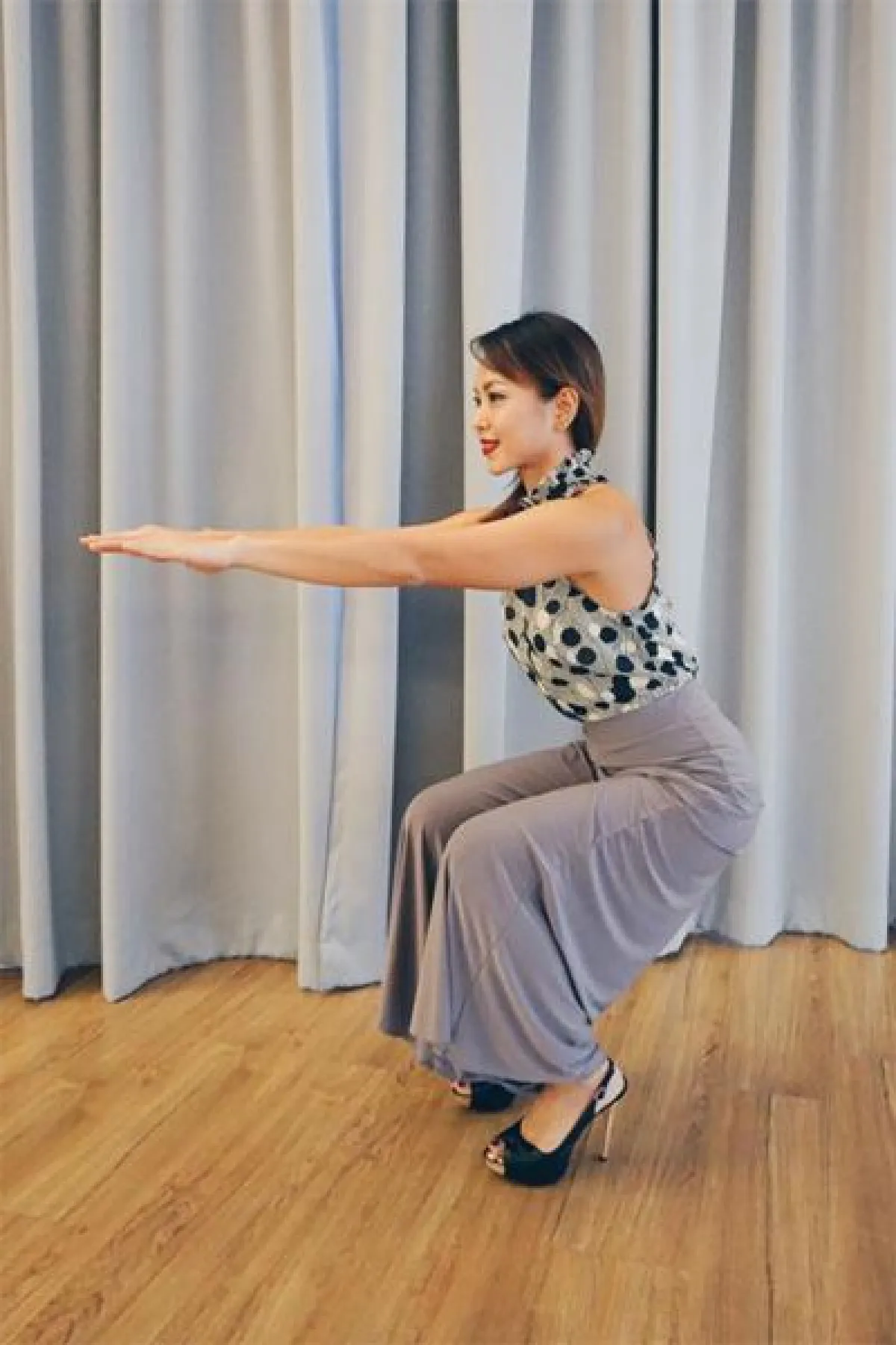 ท่าโยคะ เพื่อเรียวขาสวย สตรอง