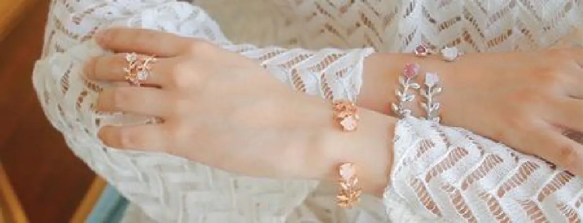 ร็อคมี จิวเวลรี่  มัดใจลูกค้าไทย-เทศ