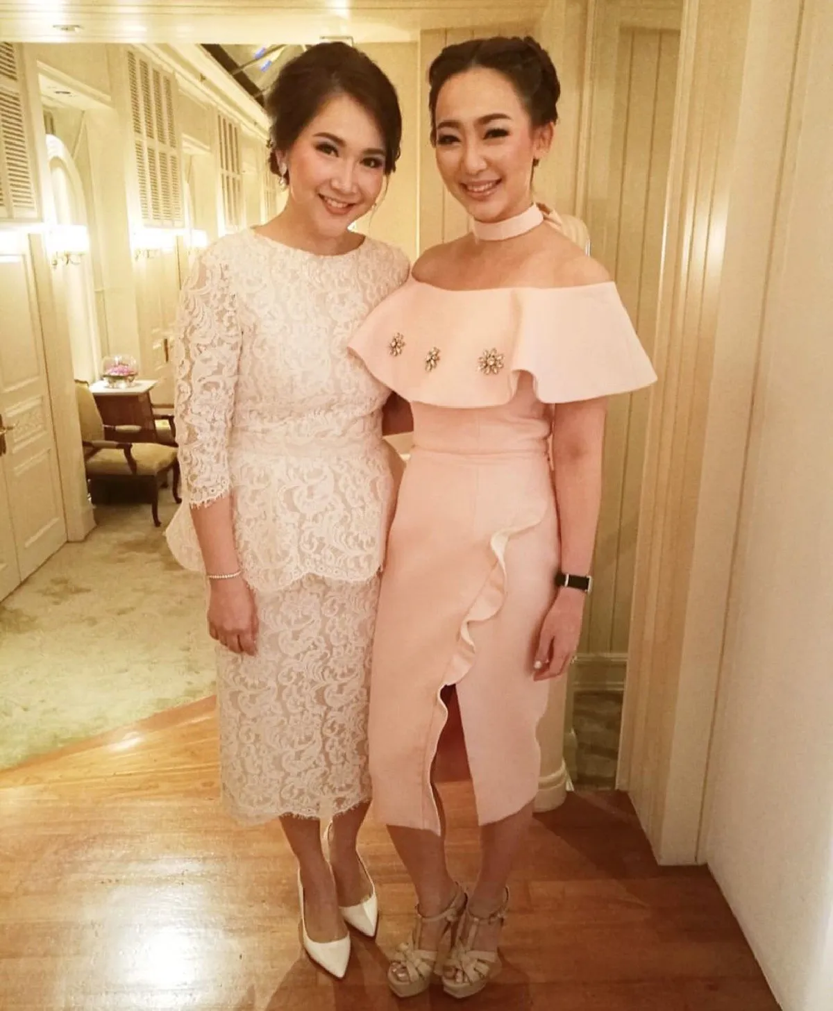 สละโสดแล้ว! ตุ๊กตา อินทิรา จูงมือแฟนหนุ่มเข้าพิธีวิวาห์อลังการ