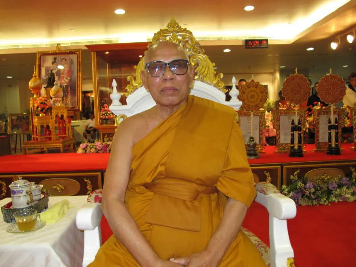 8 สมเด็จพระราชาคณะ เส้นทางการสถาปนาสมเด็จพระสังฆราช