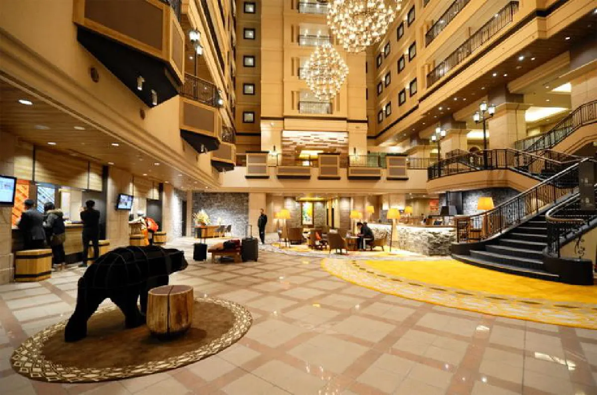 อะ ทรีบิวต์ พอร์ตโฟลิโอ ฮอกไกโด ตามรอยคุณเด่นชัย