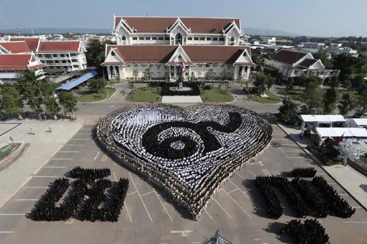 ปิดฉาก 2559 ไทยโศกเศร้า สุดอาลัยทั่วแผ่นดิน