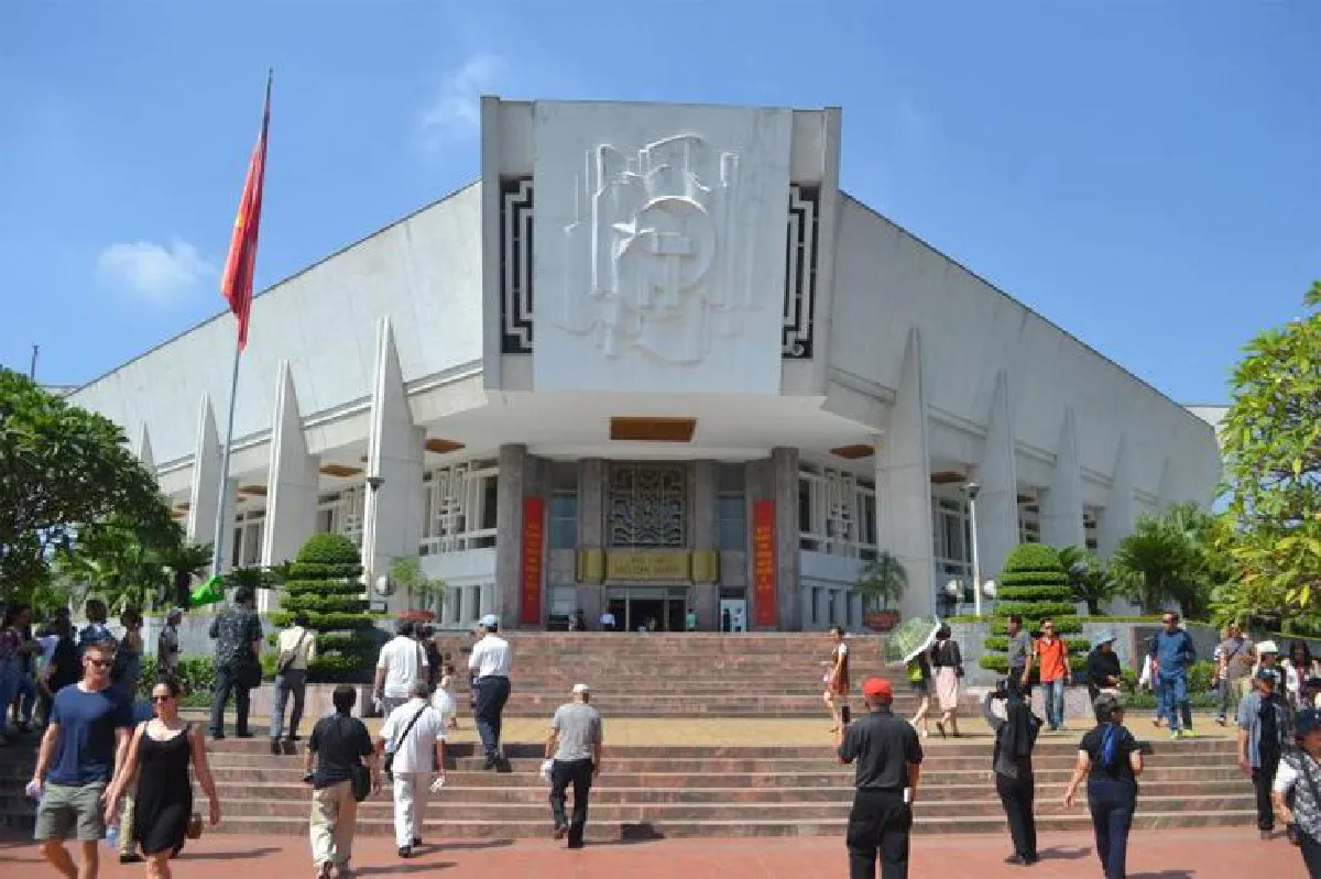 ย้อนรอยเส้นทางสร้างชาติ แห่งเวียดนาม