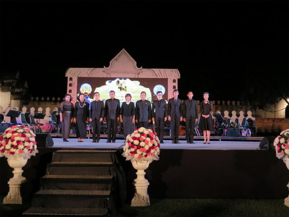 ลพบุรีจัดเทิดพระเกียรติในหลวง ร.9 ลพบุรีจัดเทิดพระเกียรติในหลวง ร.9