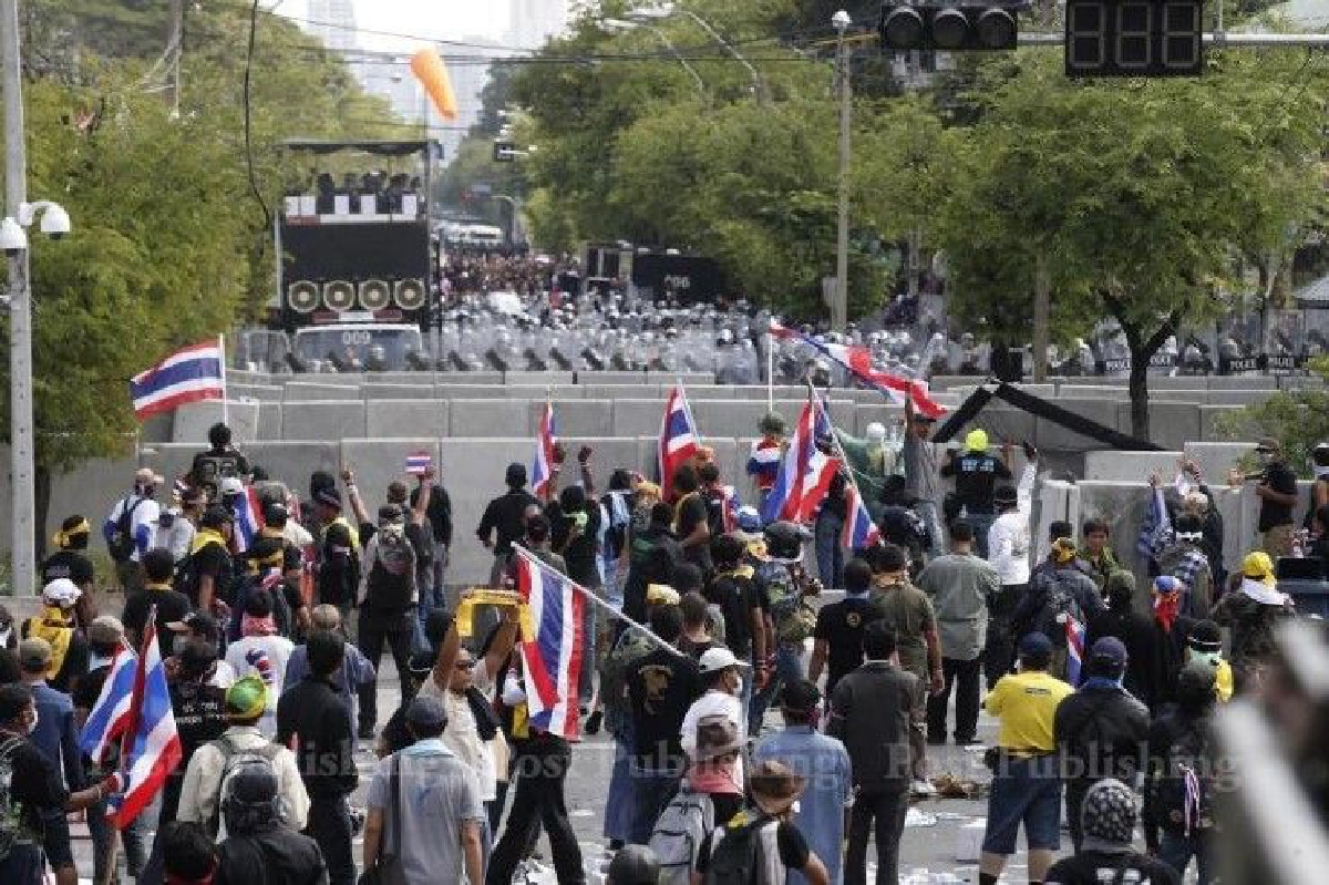 สปท.ชงมาตรา44 นิรโทษกรรม กลุ่มผู้ชุมนุม สปท.ชงมาตรา44 นิรโทษกรรม กลุ่มผู้ชุมนุม