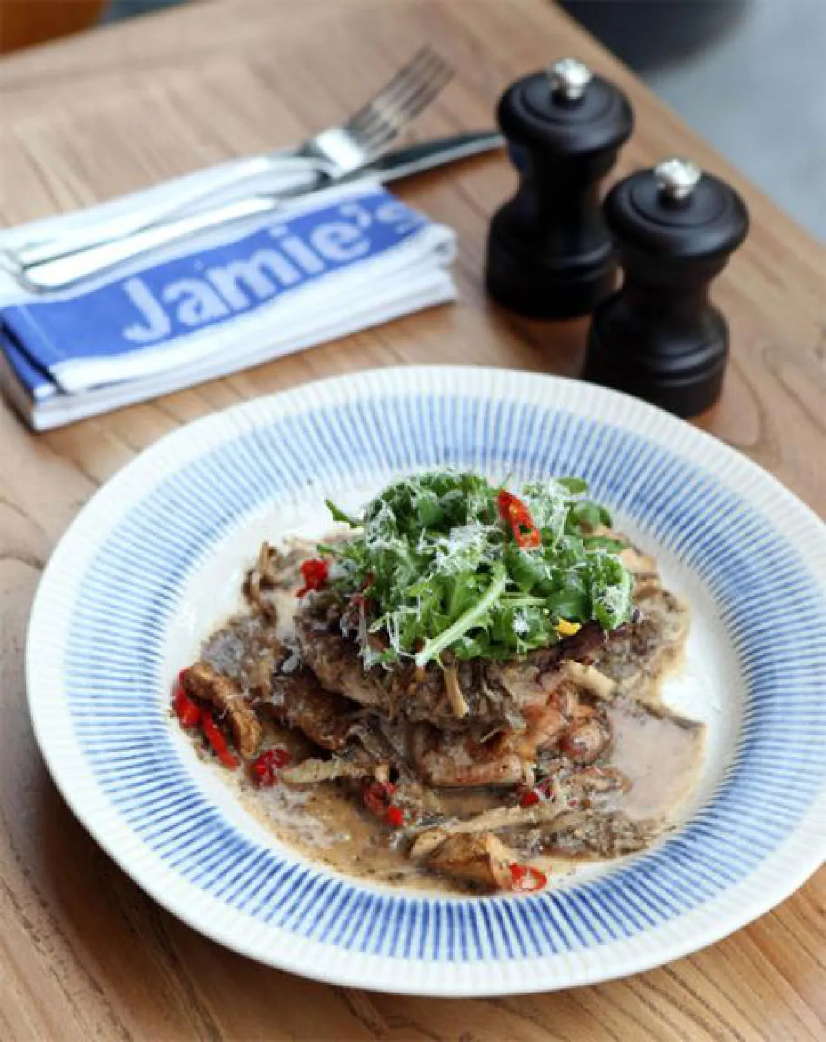 ให้รางวัลตัวเองด้วยมื้อพิเศษ @เจมีส์ อิตาเลียน