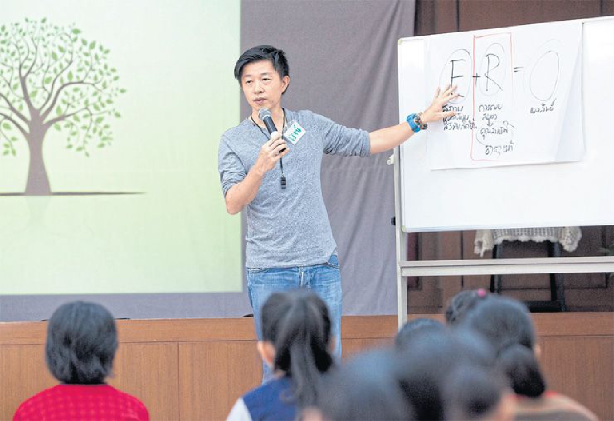 จิรโรจน์ ติกกะวี ชีวิตที่ยิ่งให้ยิ่งได้ จิรโรจน์ ติกกะวี ชีวิตที่ยิ่งให้ยิ่งได้