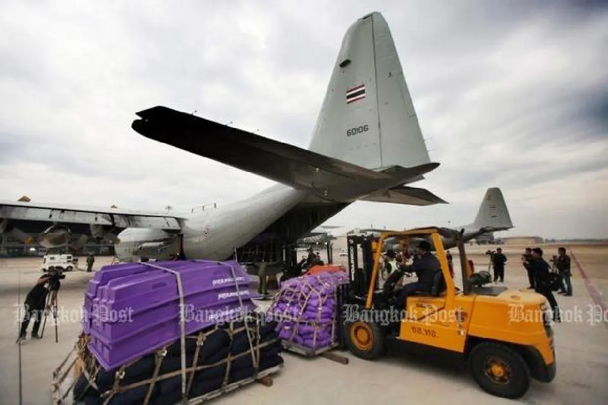 More rain today for South as deaths hit 19, Dramatic rescue in Krabi (Updated)