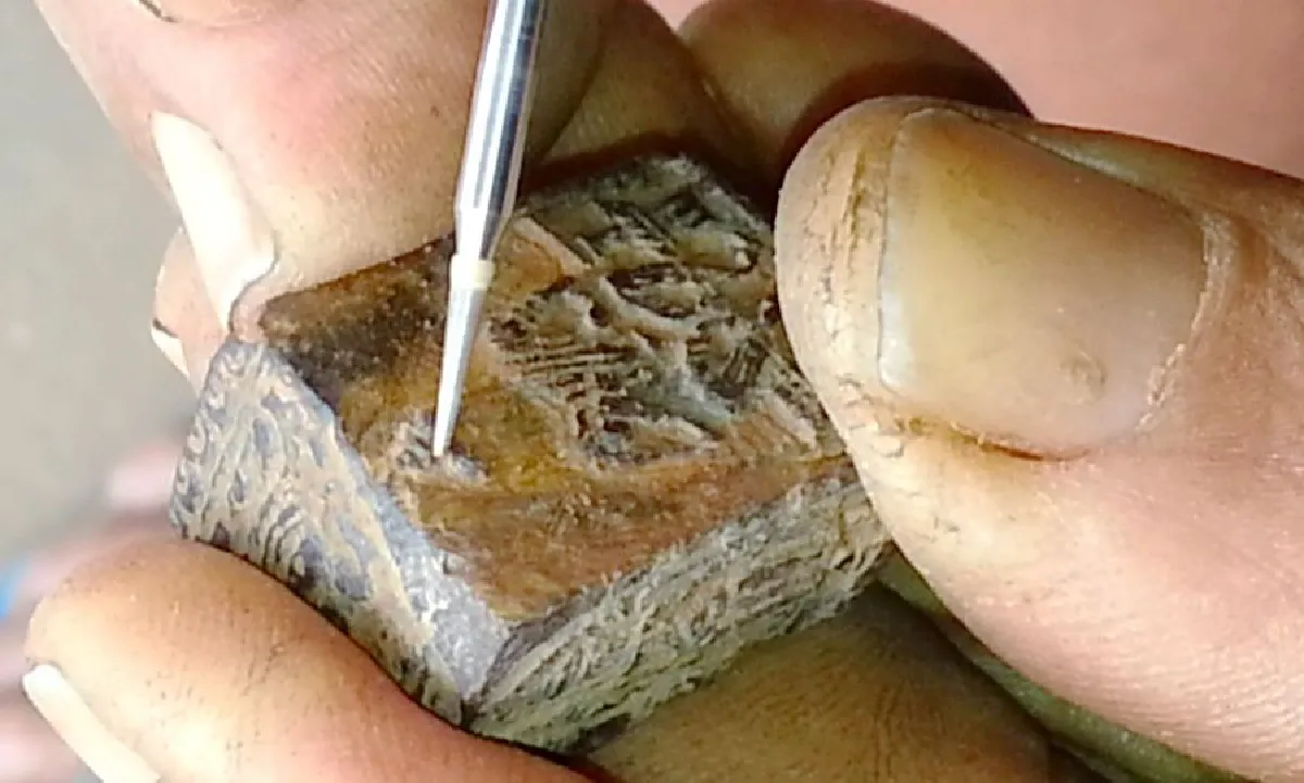 ทึ่ง!อดีตผญบ.ฝึกแกะสลักหิน-ไม้-งาช้างฝีมือขั้นเทพ