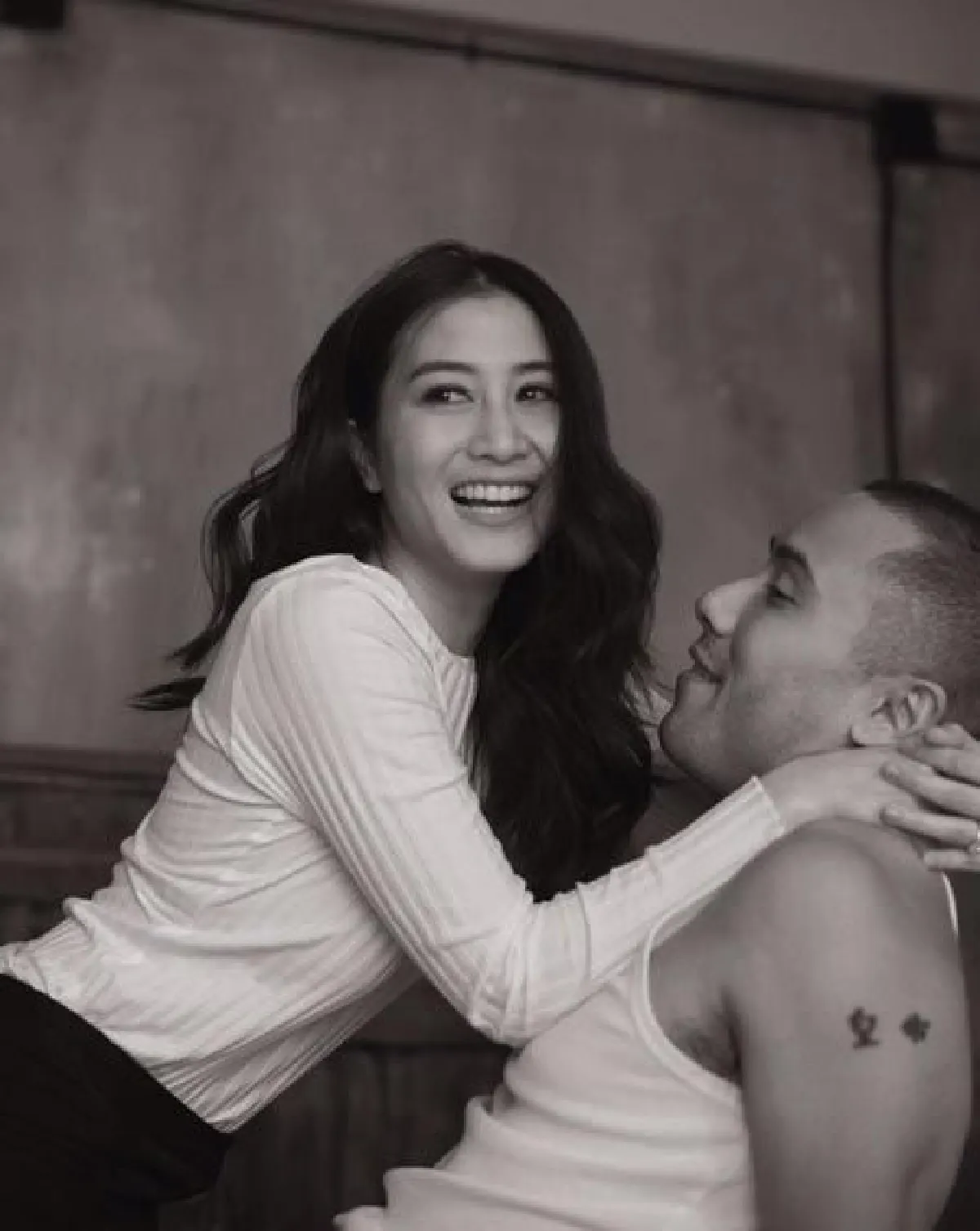 แพง ขวัญข้าว อวดภาพพรีเวดดิ้งสุดเซ็กซี่ เตรียมแต่ง 14 ม.ค.นี้