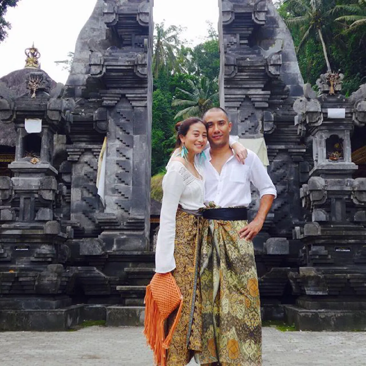 แพง ขวัญข้าว อวดภาพพรีเวดดิ้งสุดเซ็กซี่ เตรียมแต่ง 14 ม.ค.นี้