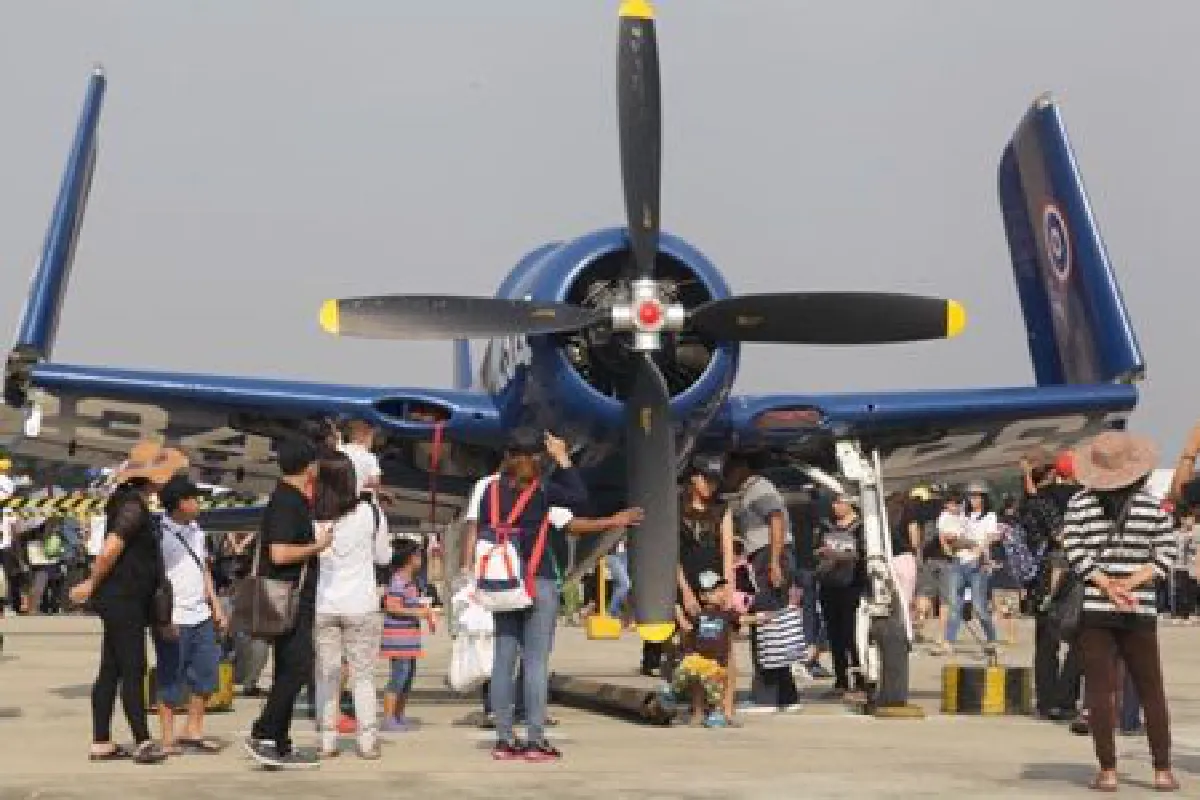 ทอ.จัดงานวันเด็ก ขนเครื่องบินรบโชว์