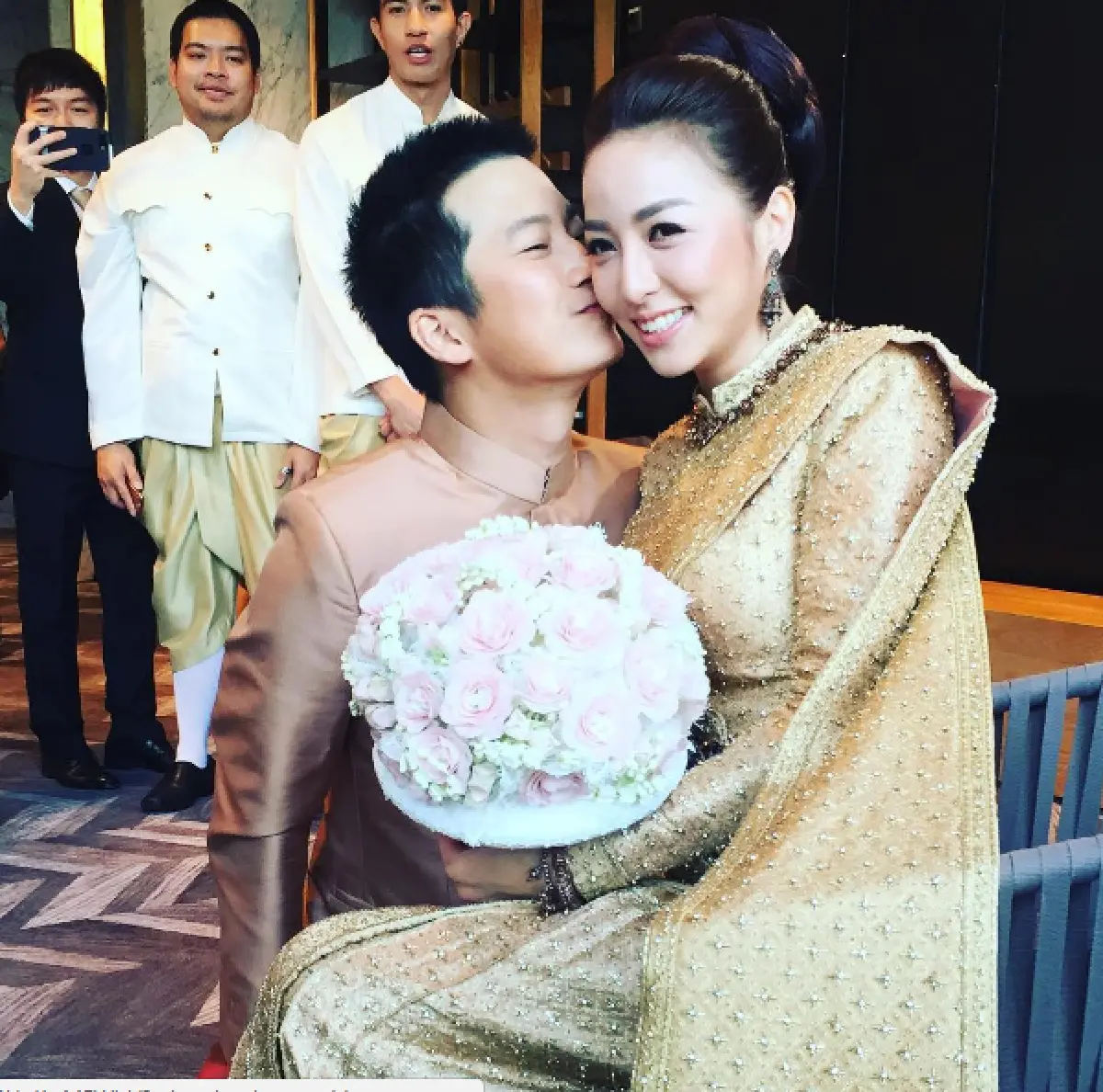 สุดอลังการ! เชน ธนา หอบสินสอดกว่า 168 ล้าน สู่ขอ เจม กณิการ์