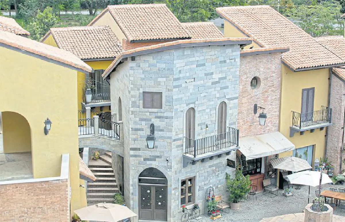 เซลฟี่กับเมอริโน ที่ พรีโม เพียซซ่า เขาใหญ่