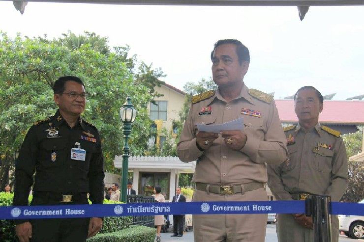 ป๋าเปรมบริจาค 1 ล้าน สมทบกองทุนช่วยผู้ประสบสาธารณภัย ป๋าเปรมบริจาค 1 ล้าน สมทบกองทุนช่วยผู้ประสบสาธารณภัย