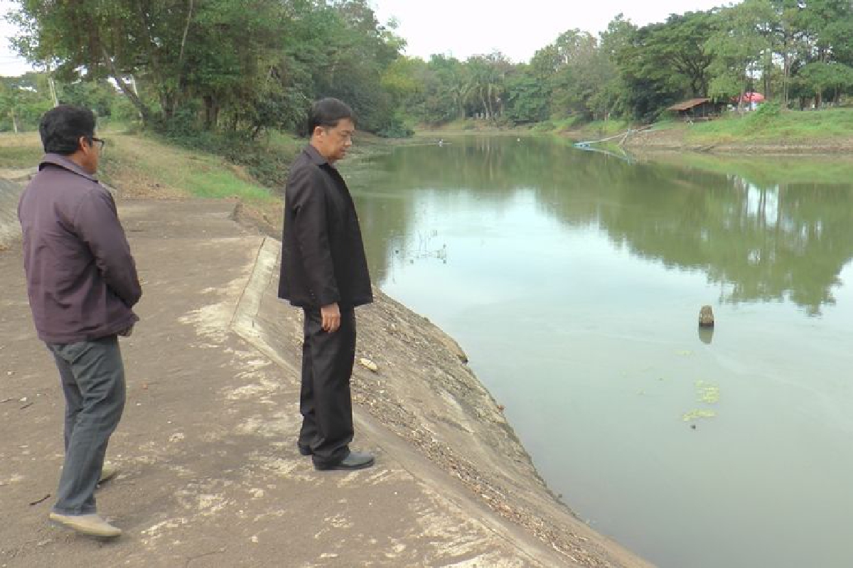 ผอ.เขื่อนลำตะคองตรวจปริมาณน้ำมีพอใช้ถึงฤดูฝน ผอ.เขื่อนลำตะคองตรวจปริมาณน้ำมีพอใช้ถึงฤดูฝน